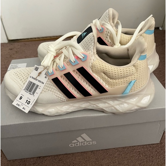 Adidas Ultraboost Web DNA US 9 size - Picture 3 of 6